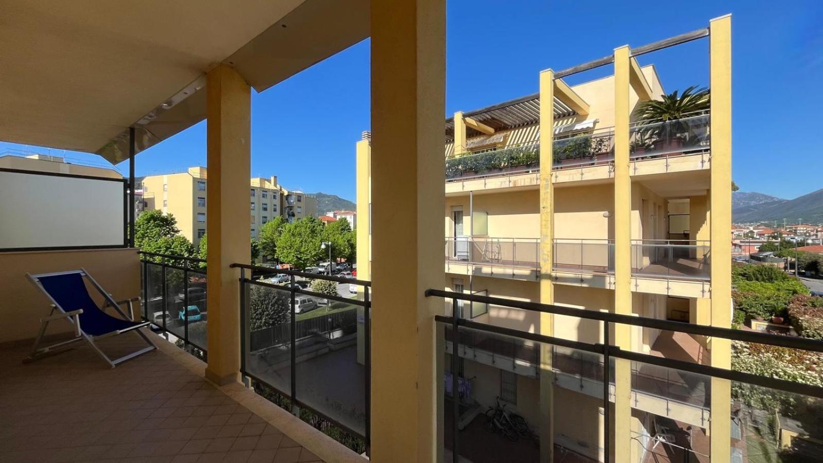 Dea Apartments Albenga Exterior foto