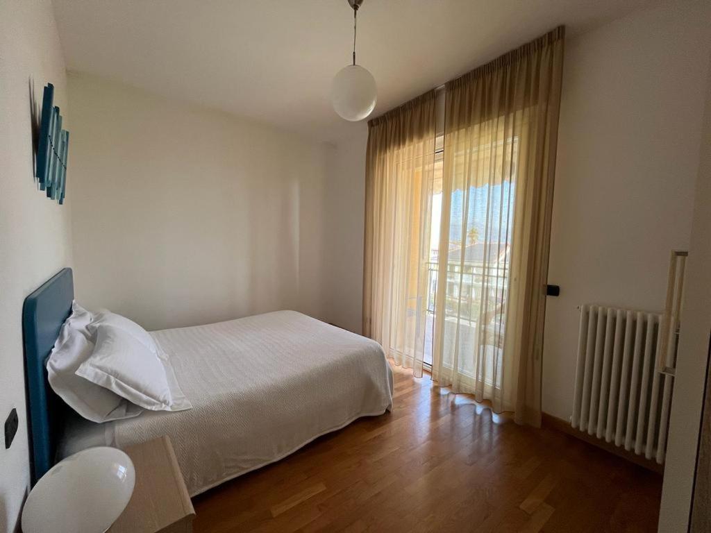 Dea Apartments Albenga Exterior foto